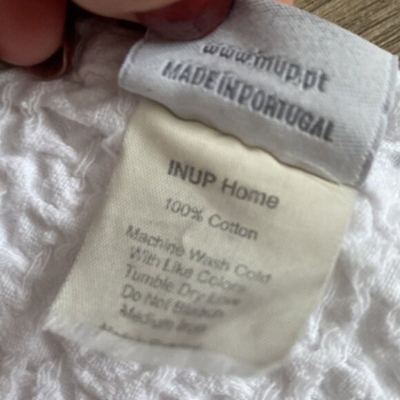 Waffle coverlet lace trim end of bed narrow throw secure topper accent white - Picture 4 of 5